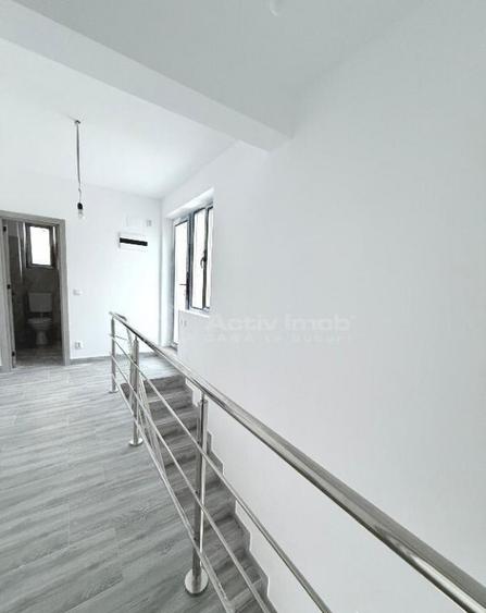 Casa - Cartierul Latin - teren 271mp - 180000E tva- VAND - 5