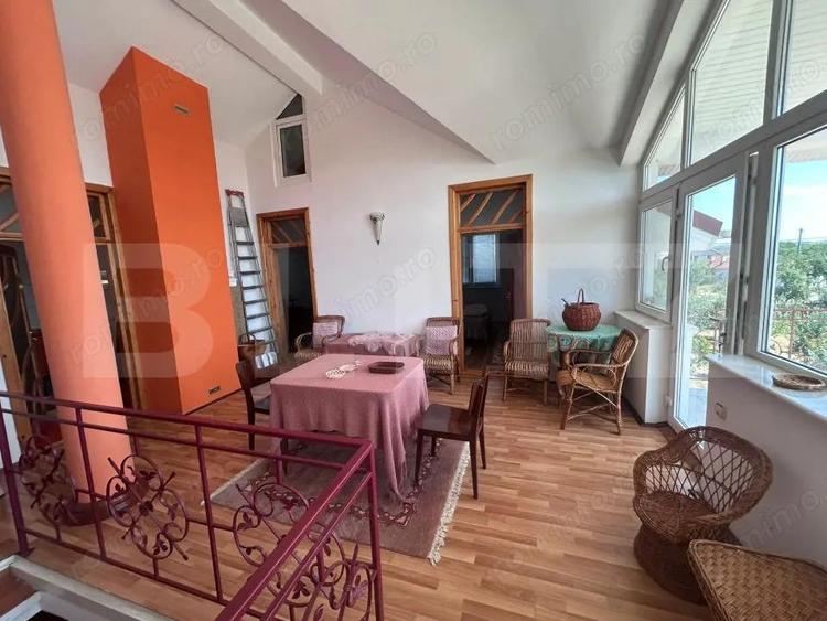 Casa cu incalzire in pardoseala si 17.000 mp teren, sat Oboga - 12