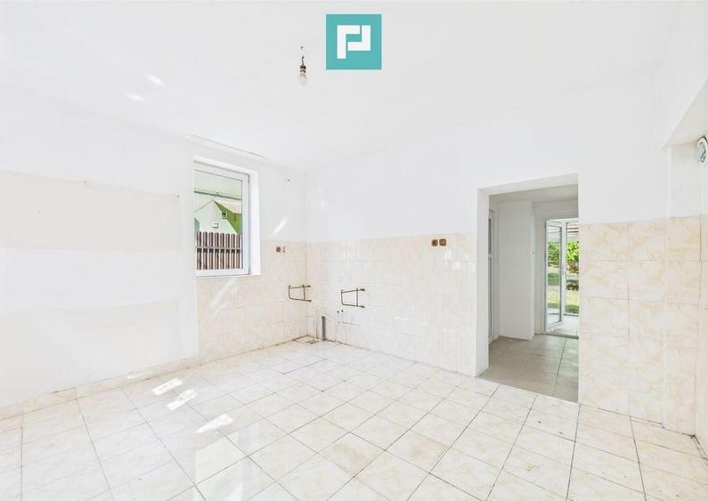 Casa de inchiriat in zona UTA - 17