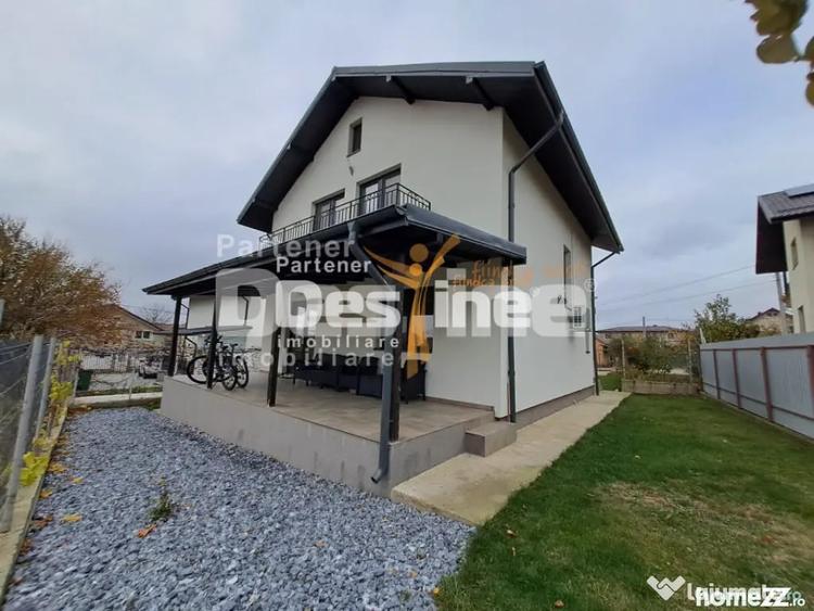 Casă cu 4 camere cu Teren 356 Mp în Miroslava