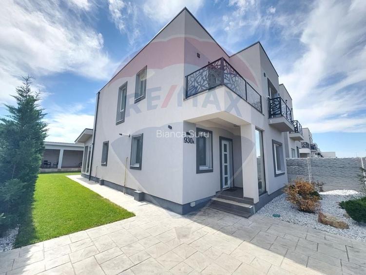 Casa / Vila cu 4 camere de vanzare