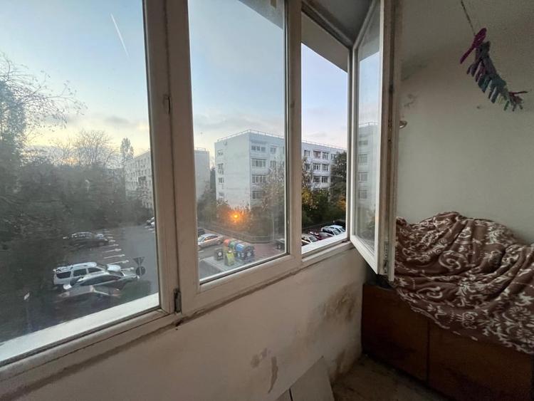 3 Camere | Titan | 1 Decembrie - 11