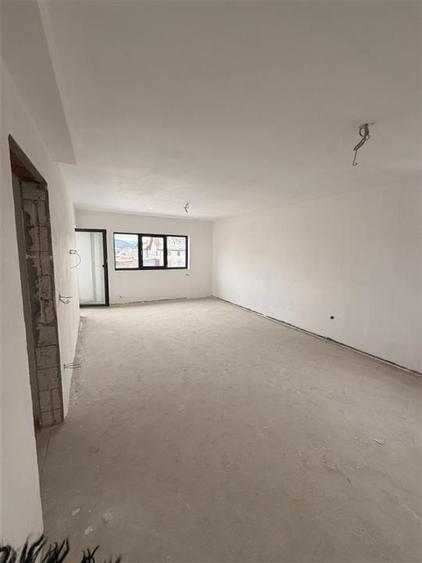 Apartament la etajul 1 cu 2 camere in Selimbar - 1