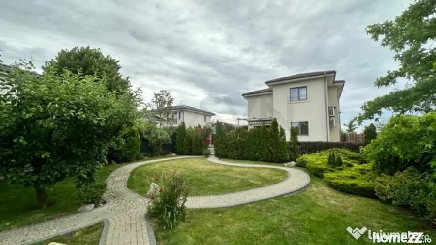 Casă cu 4 camere cu Teren 1000 Mp în Snagov