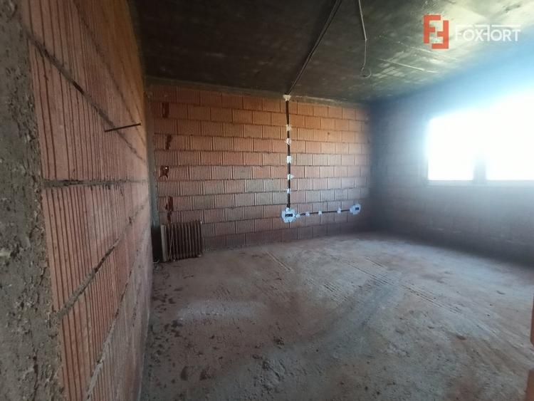 Casa individuala 7 camere Mosnita Noua - V2559 - 11