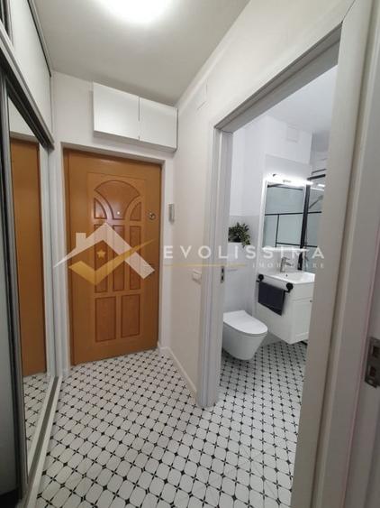 Garsoniera renovata complet , cartier Tractorul - 12