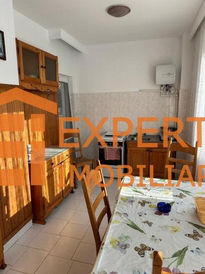 Casa compusa din 7 camere situata in zona EFORIE NORD - CENTRU - 3