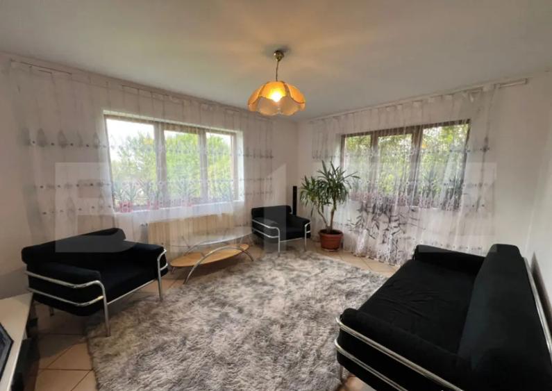 Casa de vanzare, cu 3 camere, 100 mp, zona Odoreului - 1