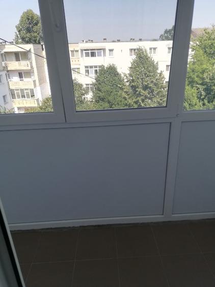 Închiriez apartament 2 camere  - 4