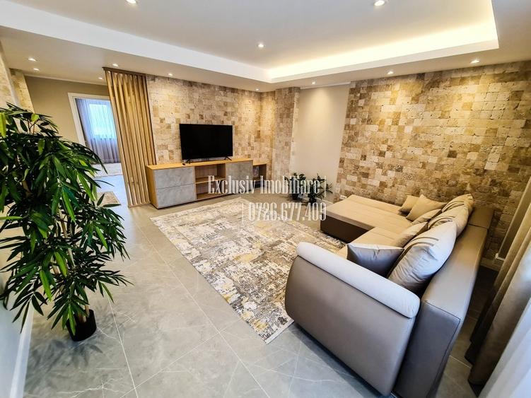 Apartament Decomandat de LUX cu Parcare Privata - Vedere la Lac - Palazu Mare - 2