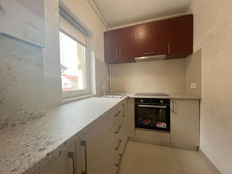 Închiriez  2 camere- Zona Hornbach - 12