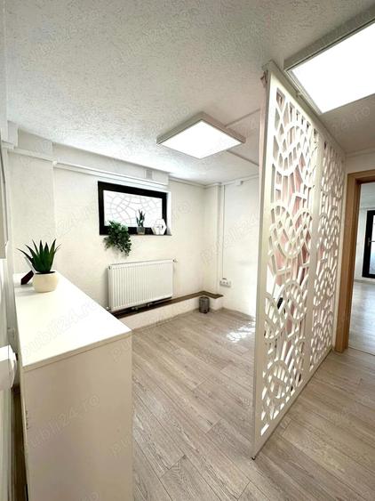 Inchiriez spatiu extensii gene make up. Zona Independentei - 1