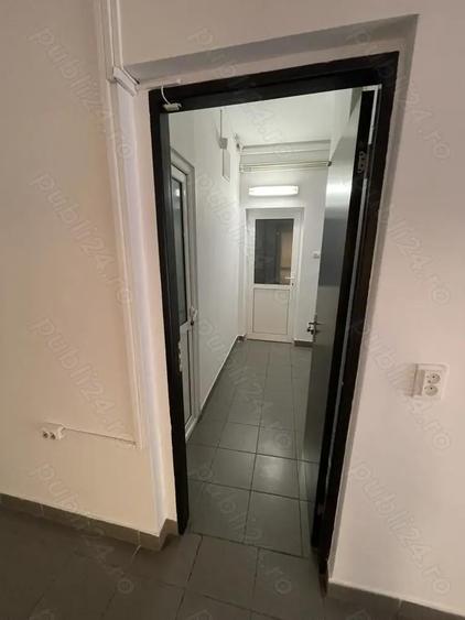 Inchiriez spatiu comercial zona Nicolina 2 - 5