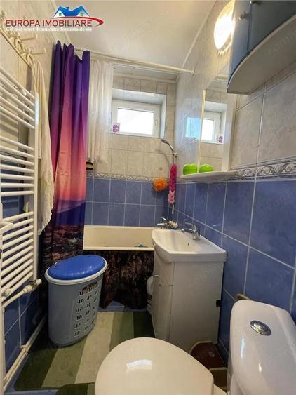 Apartament 2 camere de vanzare zona Neptun Tulcea - 6