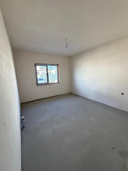 FARA COMISIOANE casa cu 4 camere 2 bai incalzire pardoseala curent 380v asfalt - 10