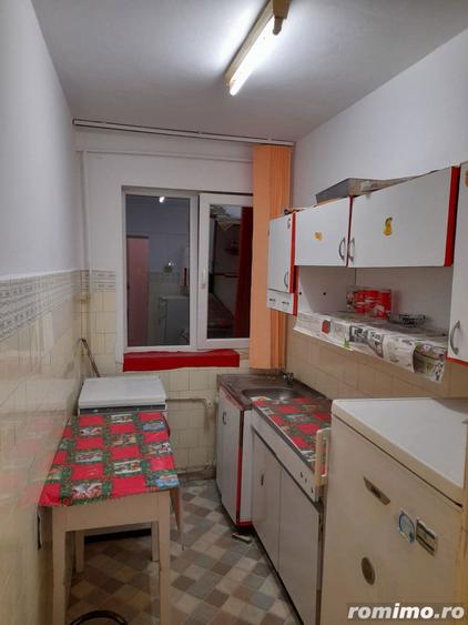 Apartament cu 2 camere semidecomandat în Dacia