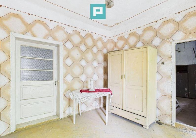 Casa cu teren de 2171 mp, zona centrala ?imand - 9