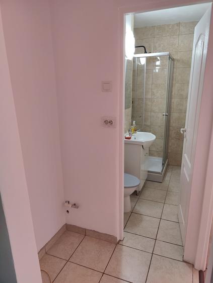 Vand apartament 2 camere - 8