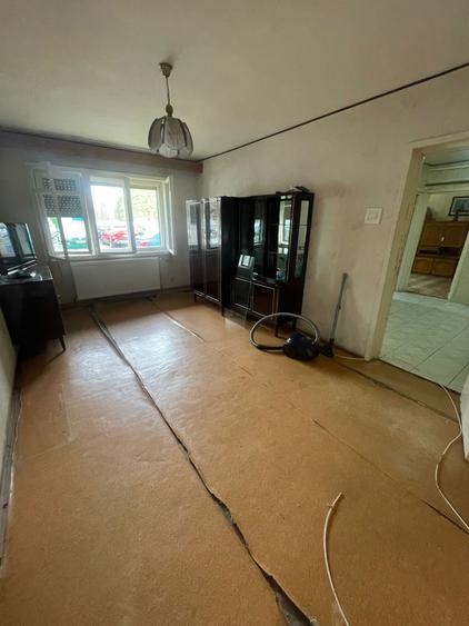 Apartament de vanzare - 6