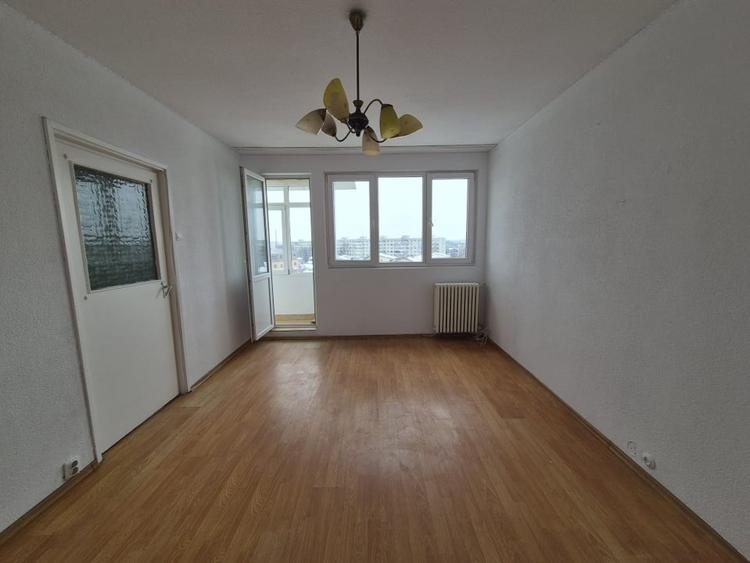 METROU 1 MAI apartament 2 camere FARA RISC SEISMIC - se accepta credit - 1