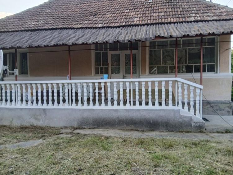 Casă cu 2 camere în Badon
