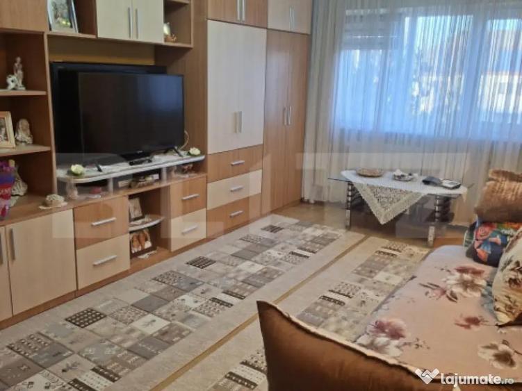 Apartament 3 camere, decomandat, 69 mp, etaj 3, Obcini - 3