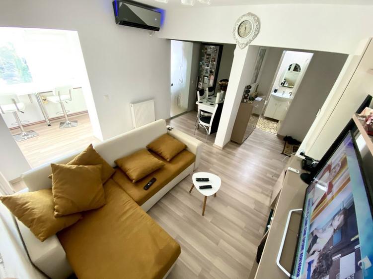 Inchiriez apartament cu 2 camere calea Marasesti nr 1, etaj 4 - 8