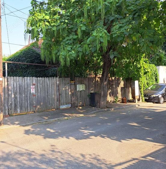 Casa cu teren, anexe, garaj, pivni?a, renovabila - 4