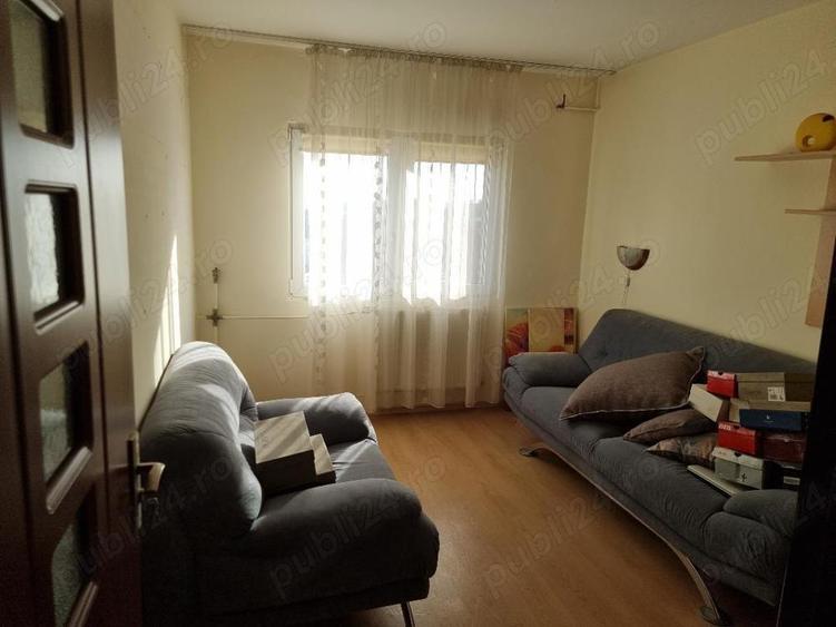 Ap tip PC , 3 cam , Nufarul , mobilat dotat et 4 cu acoperis, 2 pe palier , luminos, ocupabil - 7