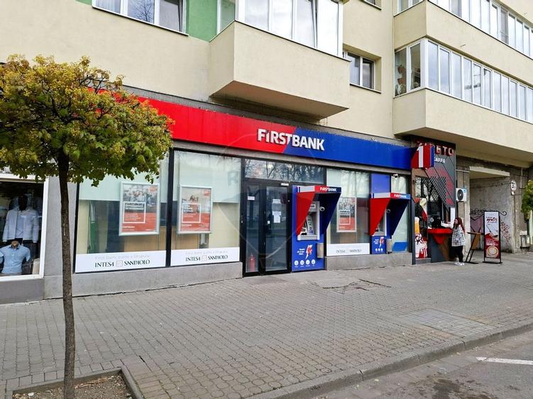 Spatiu comercial 112 mp de inchiriat in Podgoria, Bld. Revolutiei - 2