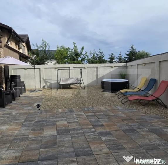 Casă cu 4 camere cu Teren 380 Mp în Priseaca