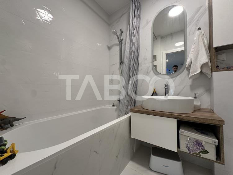 Apartament cu 3 camere semidecomandat, mobilat în Zorilor