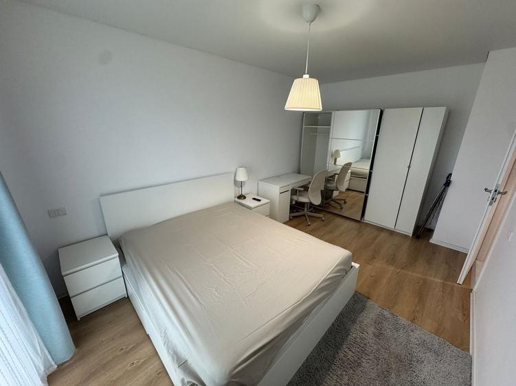 Apartament cu 2 camere decomandat, mobilat în Parcul Carol