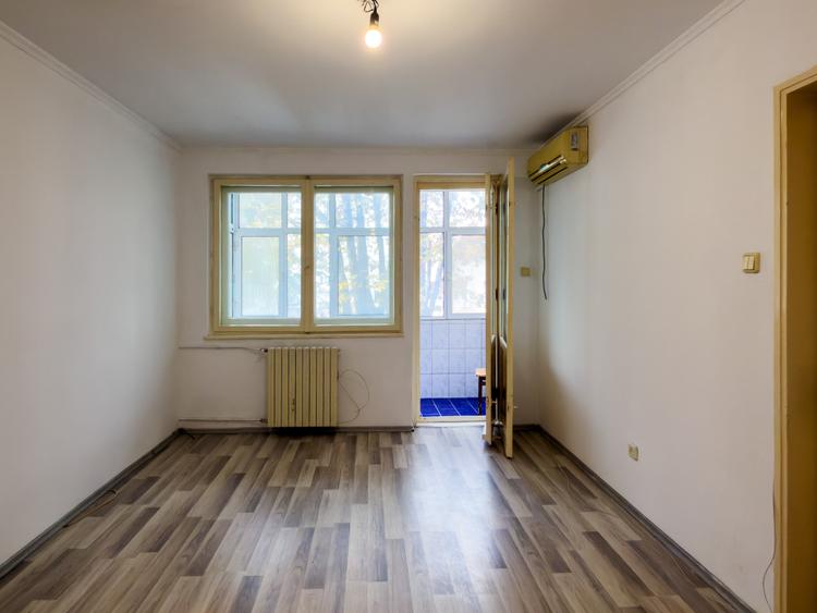 Apartament cu 2 camere semidecomandat în Tomis II