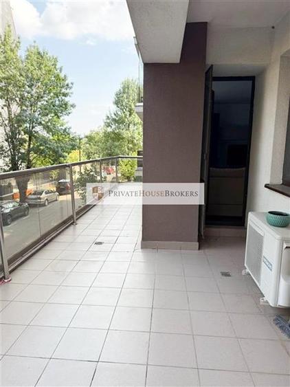 Apartament cu 2 camere semidecomandat, mobilat în Aviației
