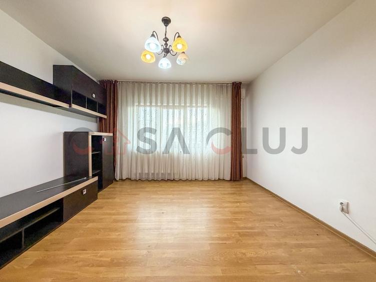 Apartament cu 3 camere decomandat, mobilat în Plopilor