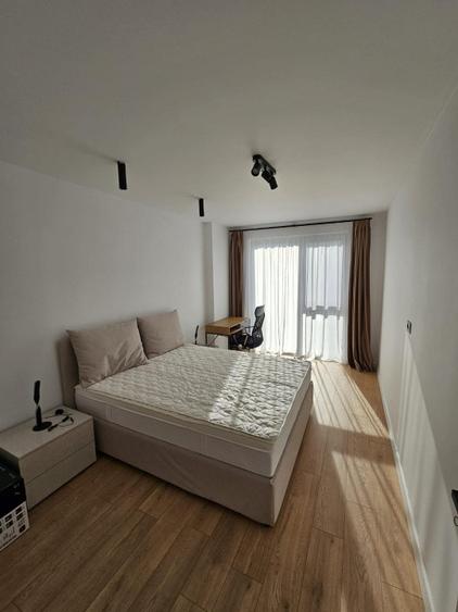Apartament cu 2 camere semidecomandat în Mărăști