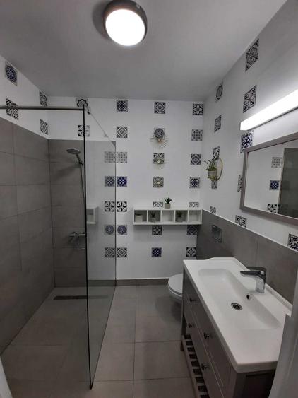 Apartament cu 2 camere nedecomandat în Central