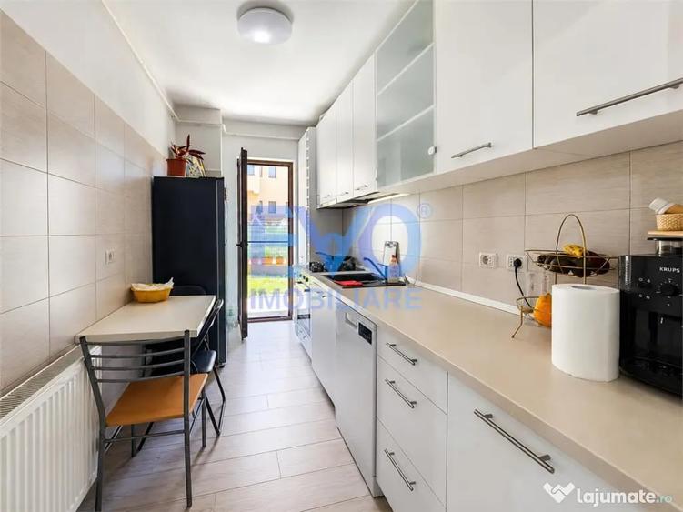 Garsonieră decomandată în Valea Adâncă