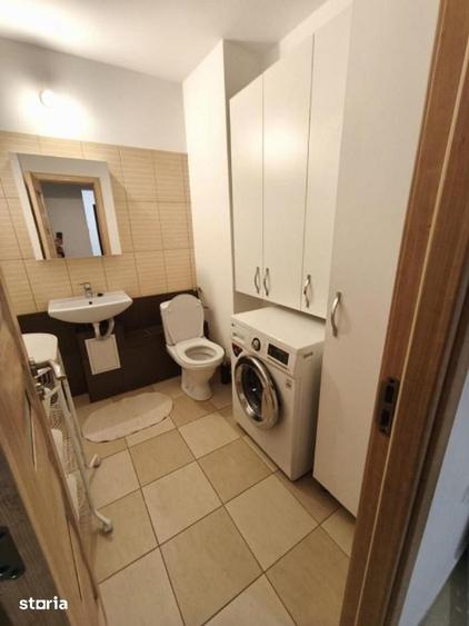 Apartament cu 3 camere semidecomandat, mobilat în Pantelimon