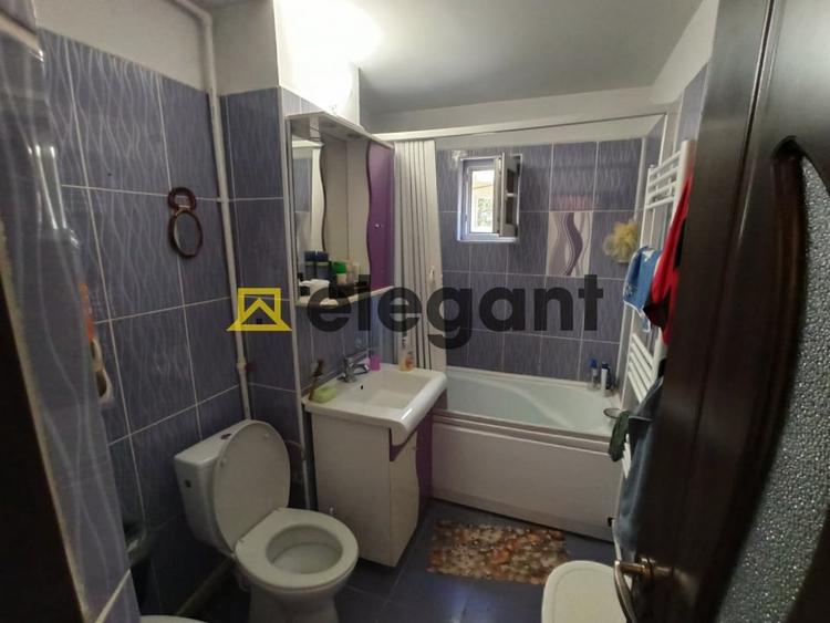 Apartament cu 3 camere decomandat, mobilat în Rovine