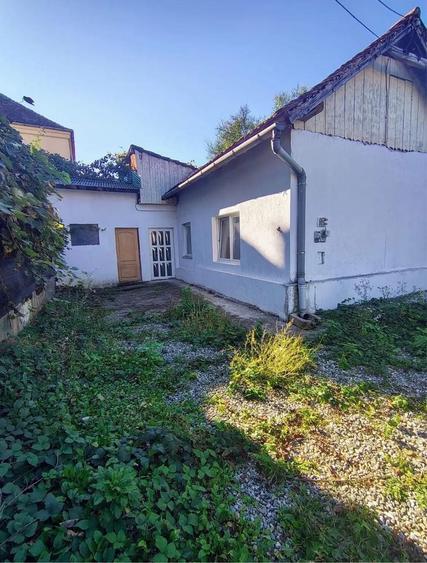 Casă cu 3 camere în Ultracentral