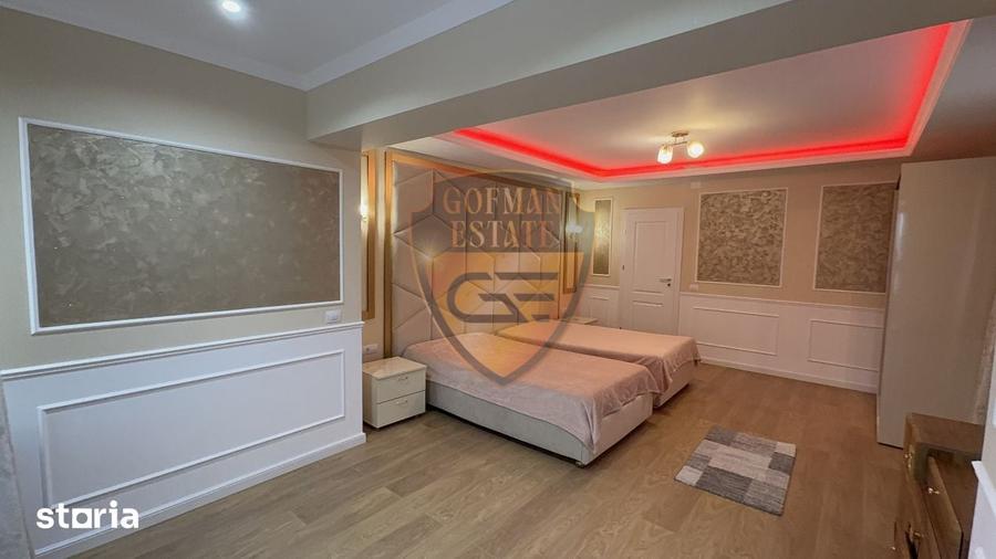 Apartament cu 3 camere în Delfinariu