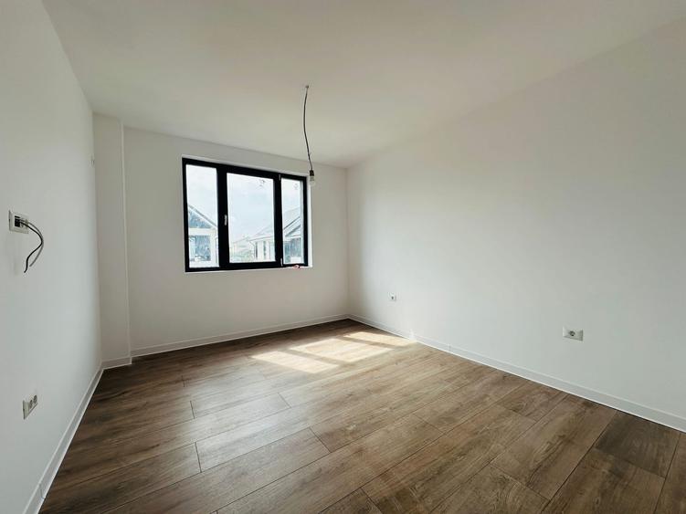 Casa Individuala  -  4 Camere - Teren 410 mp - Strada Asfaltata - 14