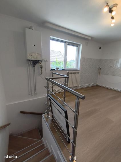 Casa la sol in Cumpana, 4 camere, garaj, 400 mp teren, gaze, renovata. - 8