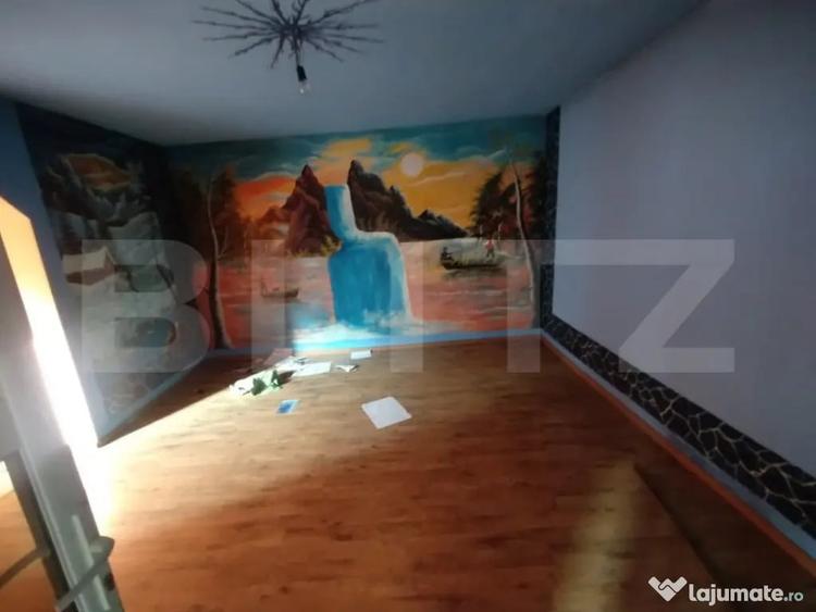 Casă cu 5 camere cu Teren 1000 Mp în Central