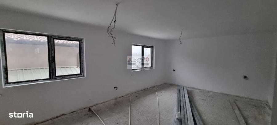 Casă cu 4 camere în Giurgeni