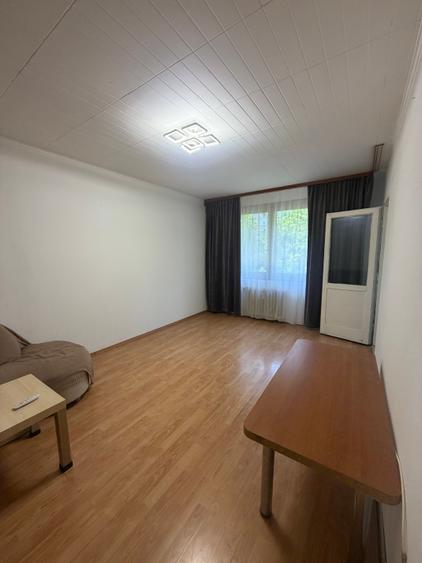 Apartament cu 2 camere decomandat în Sălăjan