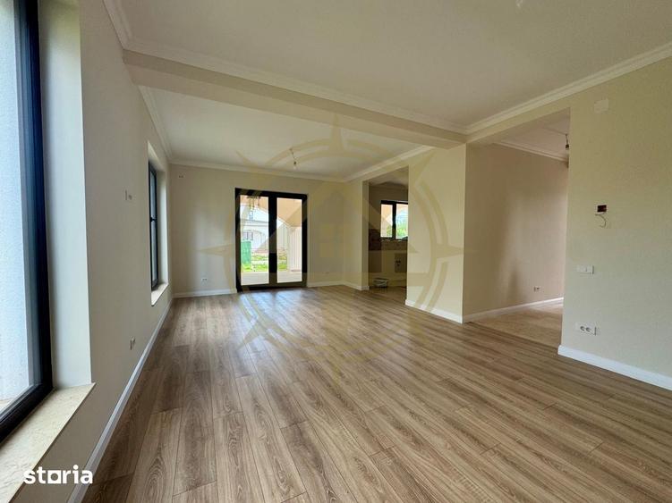 Casă cu 5 camere cu Teren 600 Mp în Central