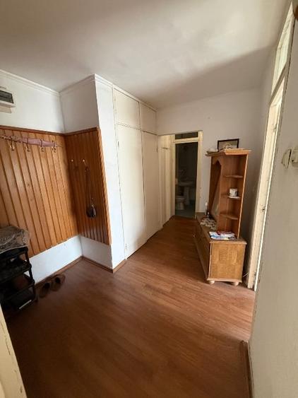 Apartament cu 2 camere decomandat, mobilat în Cantacuzino